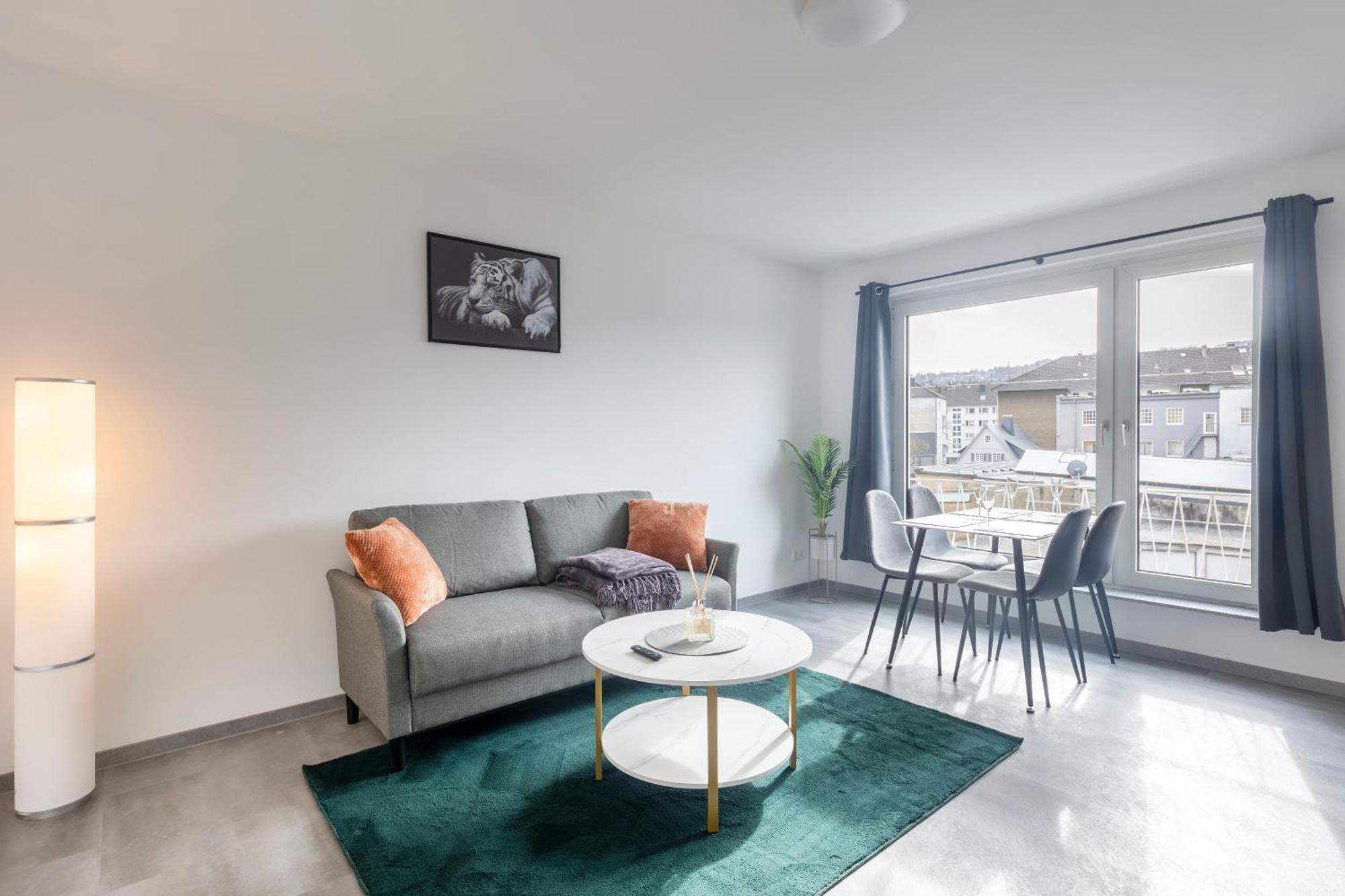 44 Apartments - Modern, Gemuetlich, Wlan, Balkon, Stellplatz Wuppertal Kültér fotó