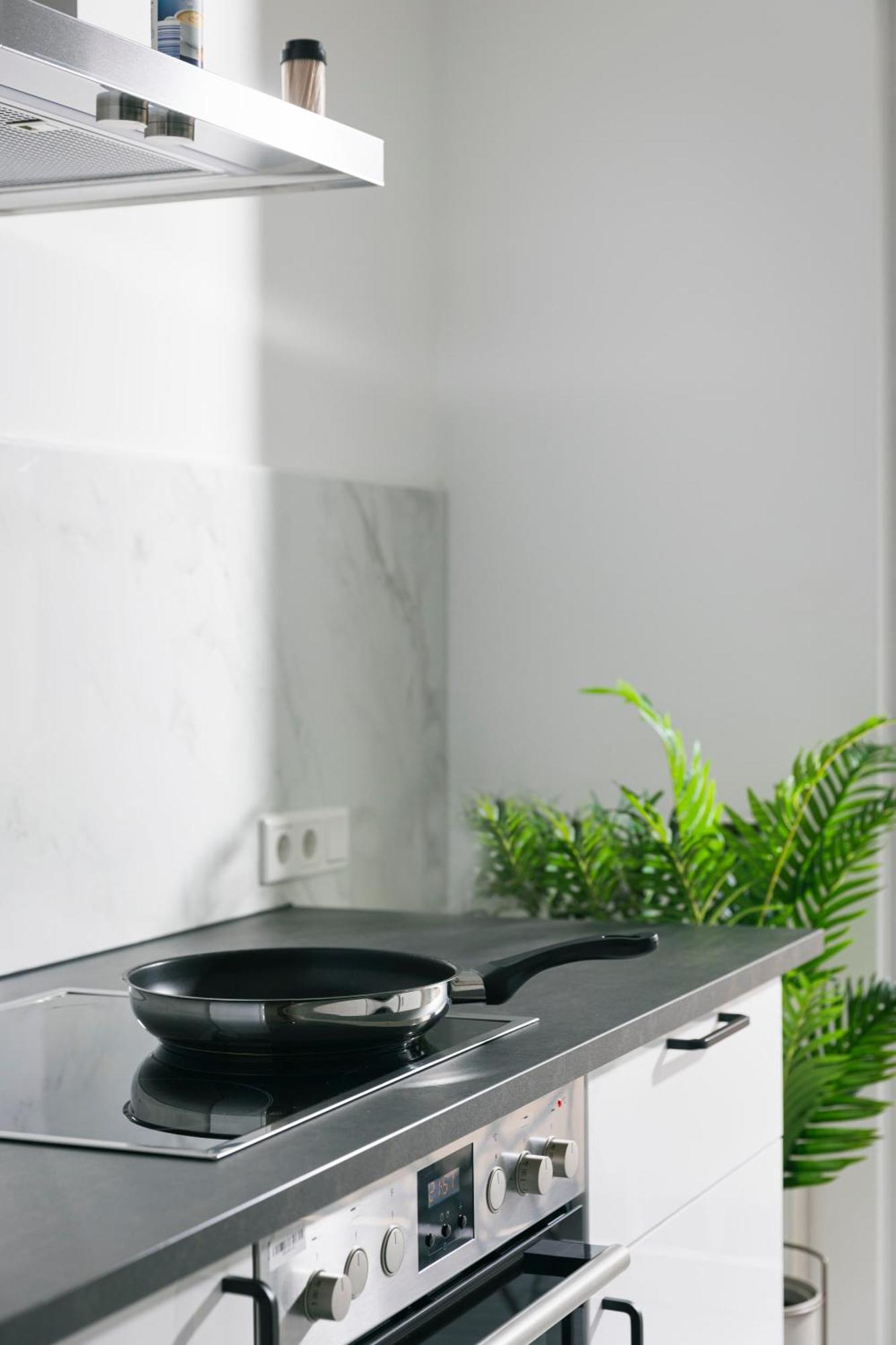 44 Apartments - Modern, Gemuetlich, Wlan, Balkon, Stellplatz Wuppertal Kültér fotó